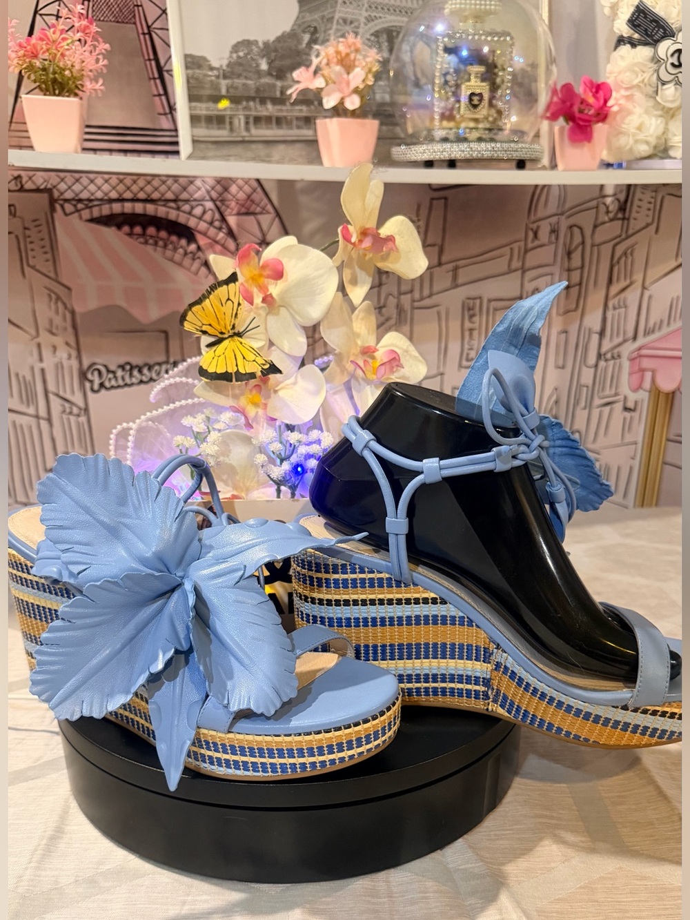 EUC🌺CECELIA New York  Platform Sandals.